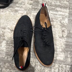 Classic Navy women’s Dress Shoes